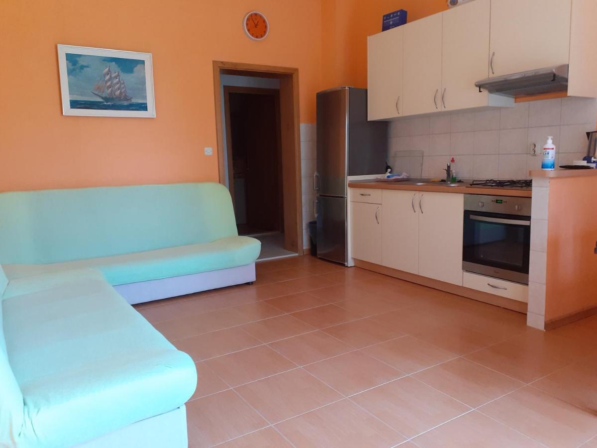 Apartments Vrisika-Family Apartment Makarska Ngoại thất bức ảnh